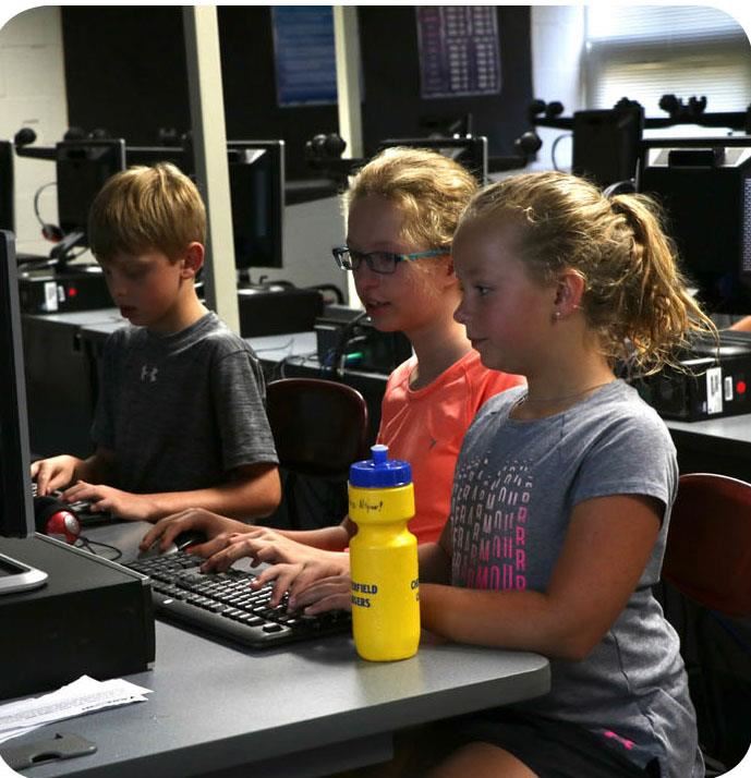 Students at computer 